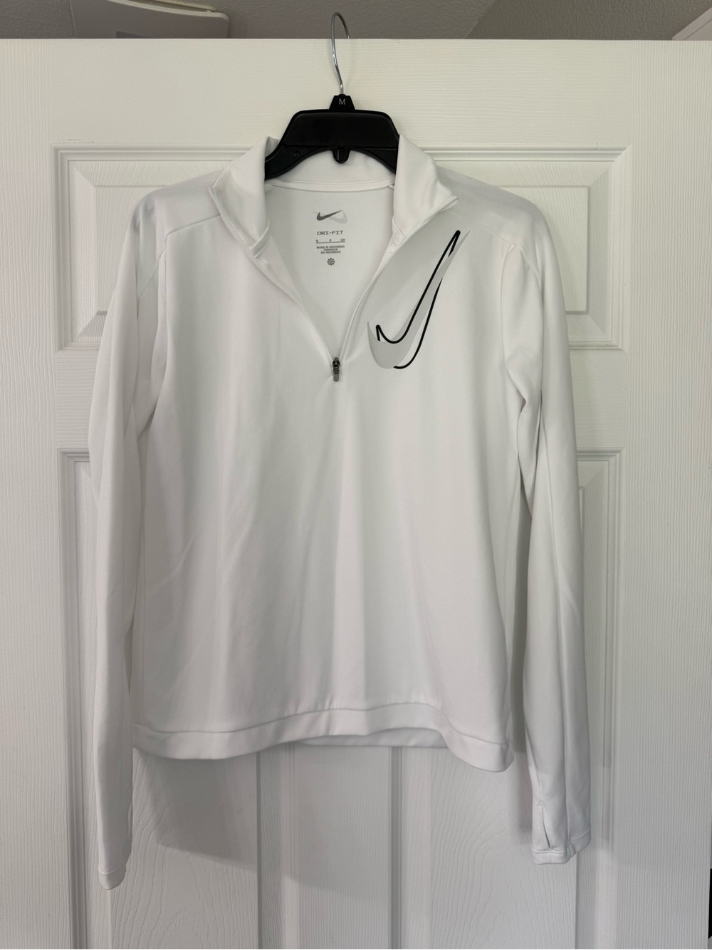 Nike Women’s White Quarter-Zip Pullover with Black Swoosh